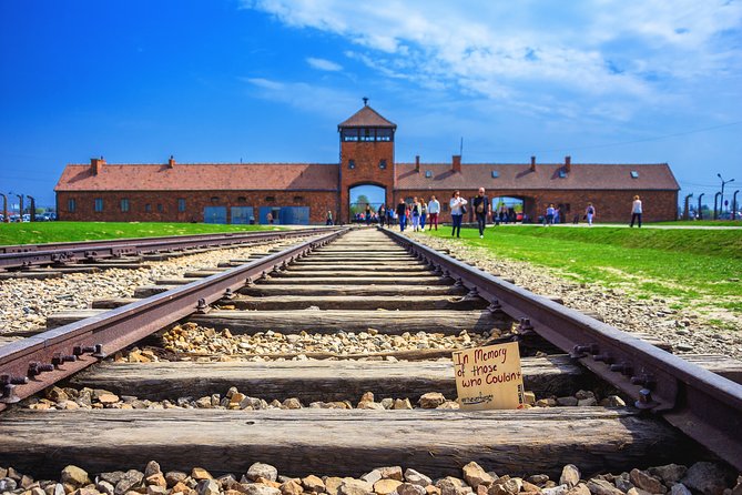 Auschwitz-Birkenau Camp Full-Day Guided Tour from Krakow - Getting There in a Day That Moves: Pickup, Timing, and What to Expect