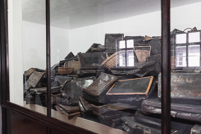 Auschwitz-Birkenau: Day Trip & Transfer from Kraków - Why this Auschwitz-Birkenau day trip from Krakow is such a practical choice