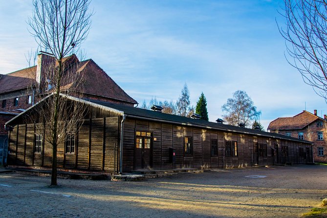 Auschwitz Birkenau Guided Tour Small Group with Hotel Pick up - Your morning schedule: pickup window, drive time, and arriving ready