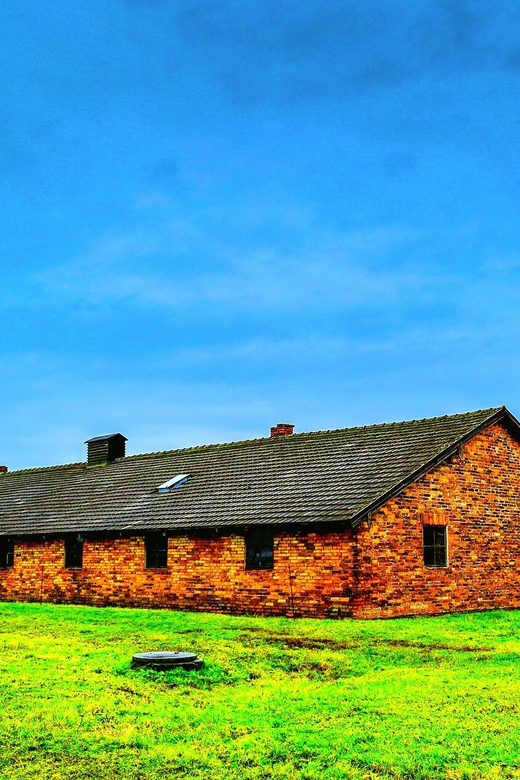 Auschwitz-Birkenau: Guided Tour with Fast Track Ticket - Should you book Auschwitz-Birkenau with fast track from Poland Tours?
