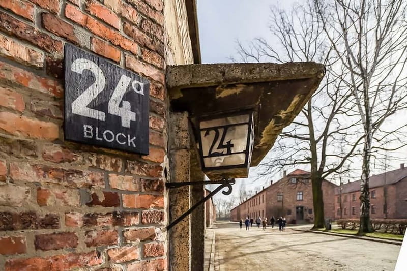Auschwitz-Birkenau Skip-the-Line Guided Tour - Entering Auschwitz I: why the first camp time matters