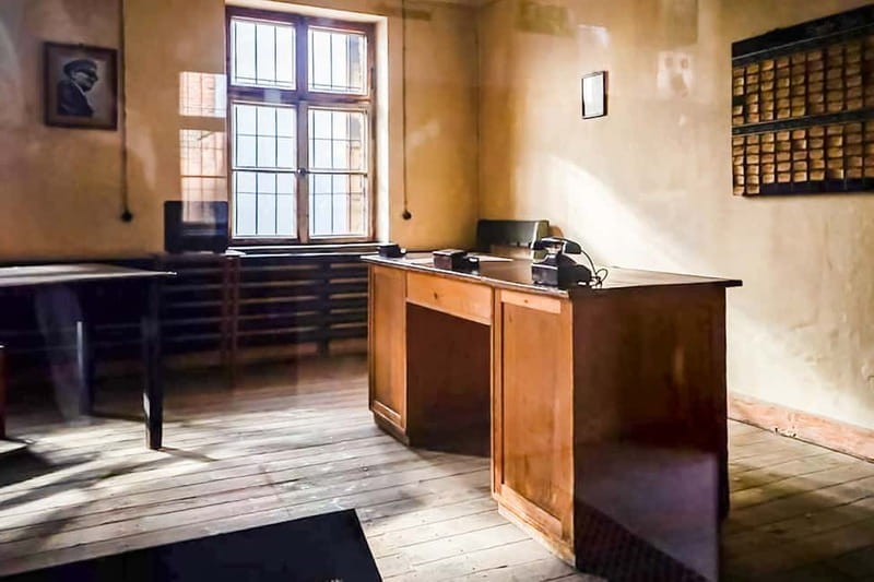 Auschwitz-Birkenau Skip-the-Line Guided Tour - What the included transport really buys you