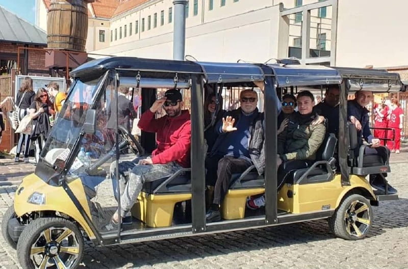 City Tour Cracow golf car plus Cruise on the Vistula River. - Price and value for a packed 3 hours in Kraków