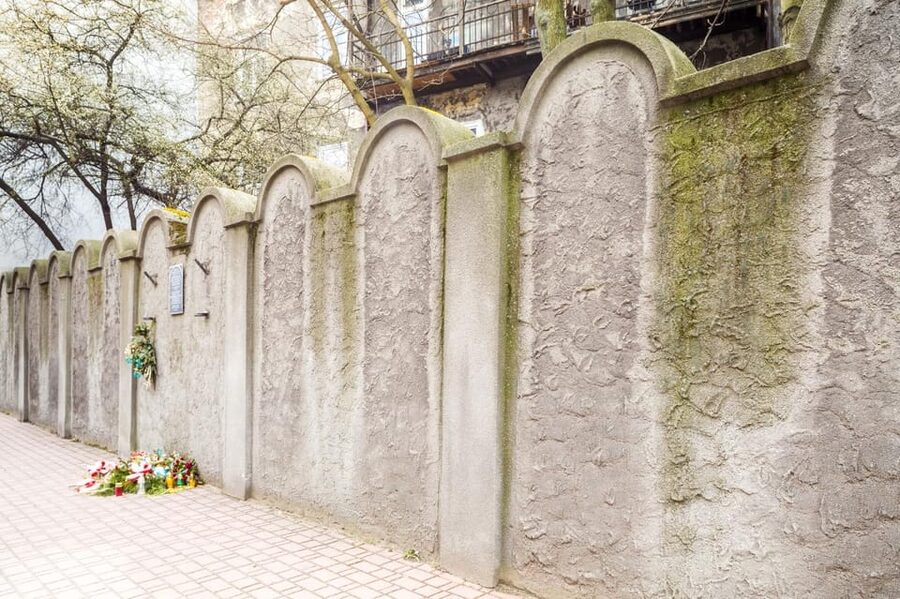Cracow - Guided Tour of the Jewish Ghetto - A 1-hour walk through Podgórze’s WWII Jewish Ghetto
