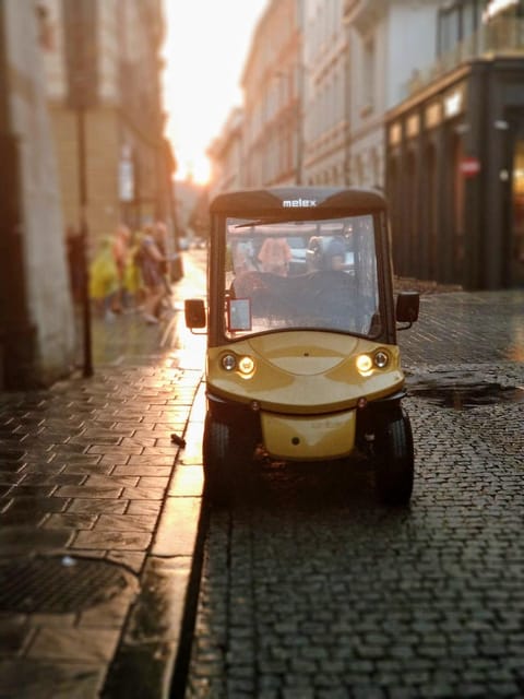 Cracow: Jewish Quarter and Ghetto Sightseeing Golf Cart Tour - The 90 minutes: what it feels like and how to plan your day