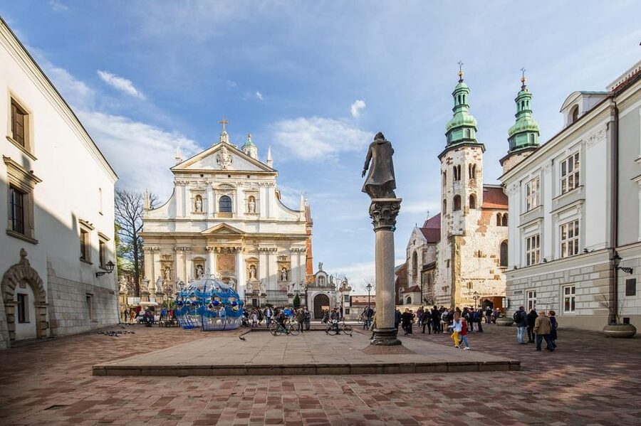 Cracow's Old Town sightseeing & St. Mary's Basilica Visit - St. Mary’s Basilica Is the Star of This 90-Minute Walk