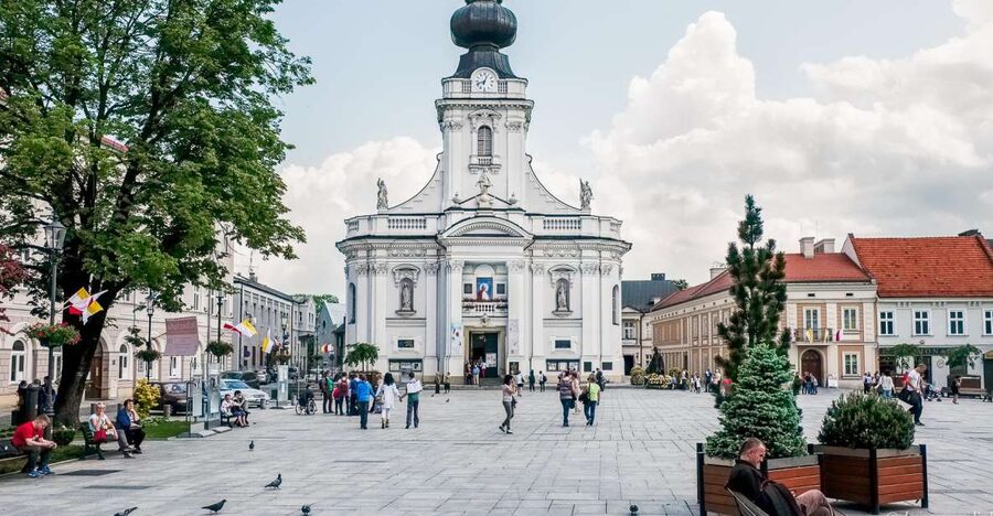 Day Tour: Traces of Pope John Paul II near Krakow - Kalwaria Zebrzydowska: UNESCO Sanctuary Tied to His Pilgrimages