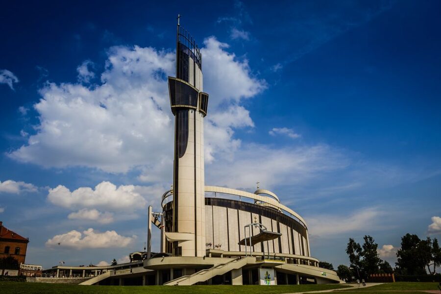 Day Tour: Traces of Pope John Paul II near Krakow - Time, Timing, and What 390 Minutes Feels Like