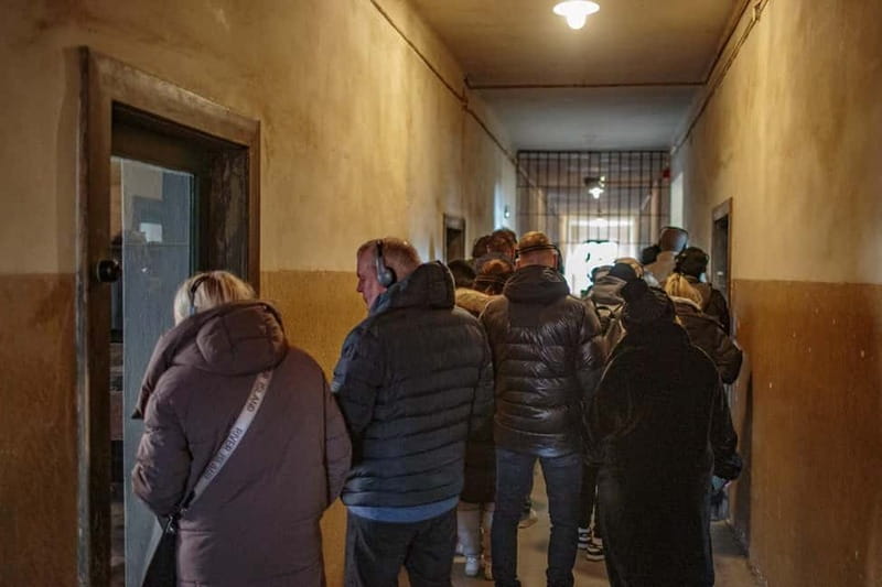 From Krakow: Auschwitz-Birkenau Guided Full-Day Tour - Skip-the-line entry and headsets: the small logistics that make the day work