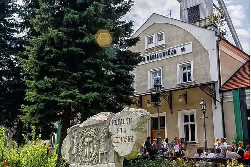 From Krakow: Auschwitz Museum and Wieliczka Salt Mine Tour - What to bring, and what to avoid, so you do not lose time