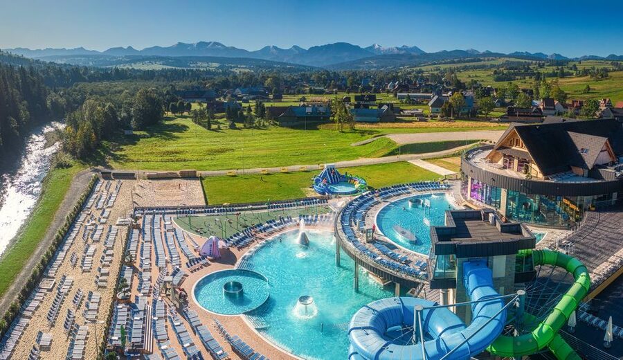 From Krakow: Chocholow Hot Springs Evening or Daytime Ticket - Family-Friendly Fun: Slides, Kids Pools, and Water Games That Actually Work