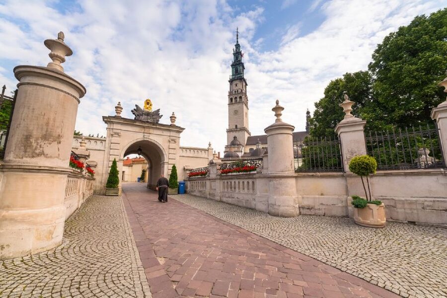From Kraków: Częstochowa & Łagiewniki Pilgrim Sites Tour - Price and Value, What Your $251 Includes