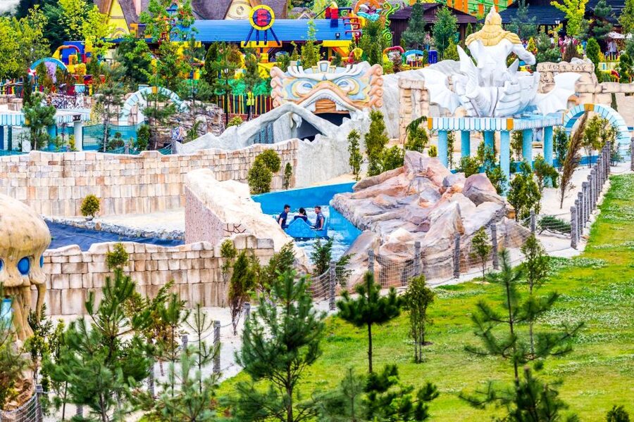 From Kraków: Energylandia Amusement Park Transfer and Entry - Food, breaks, and how to plan around what is not included