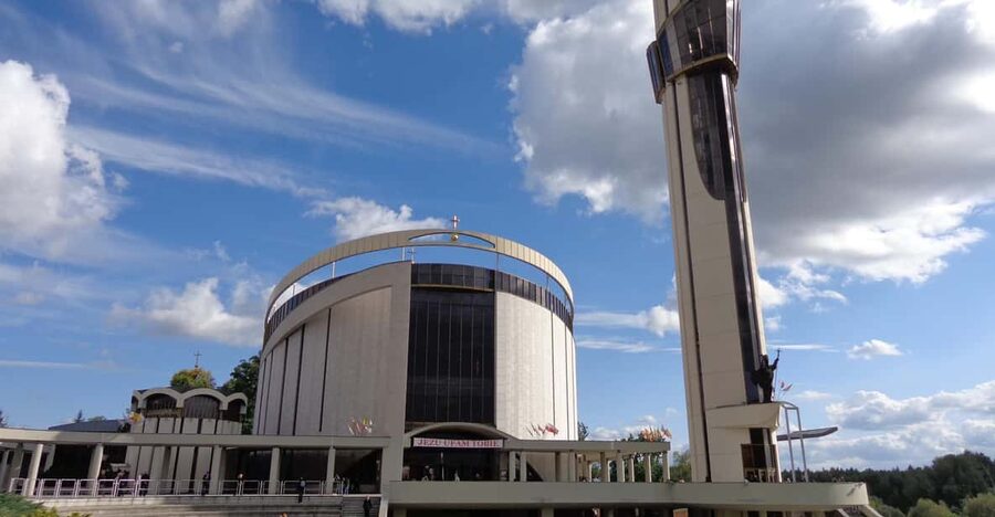 From Krakow: Lagiewniki Sanctuary of The Divine Mercy Tour - How the guide shapes the whole experience (even on the drive)