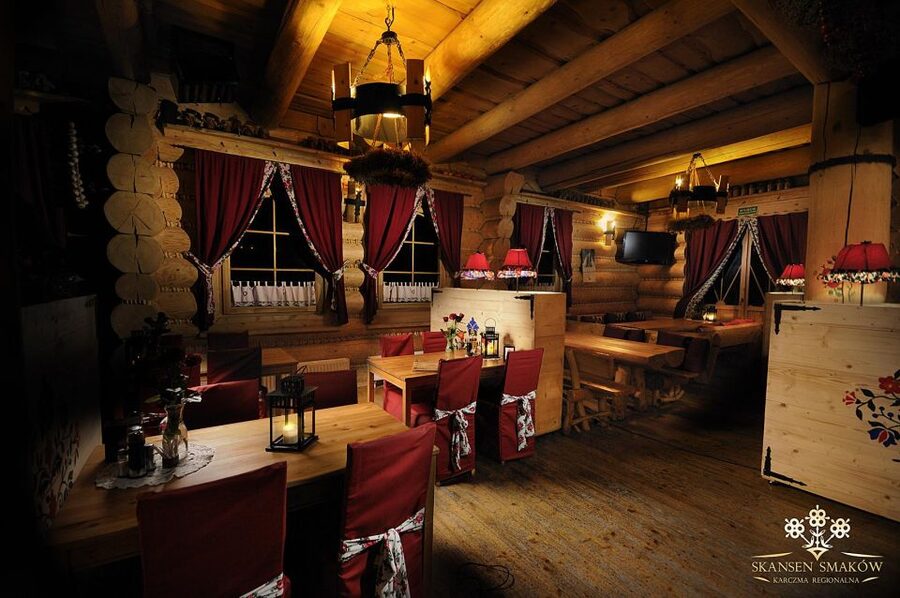 From Krakow: Polish Folk Show with All-You-Can-Eat Dinner - The Show Structure: When You Eat, When You Watch, When You Dance