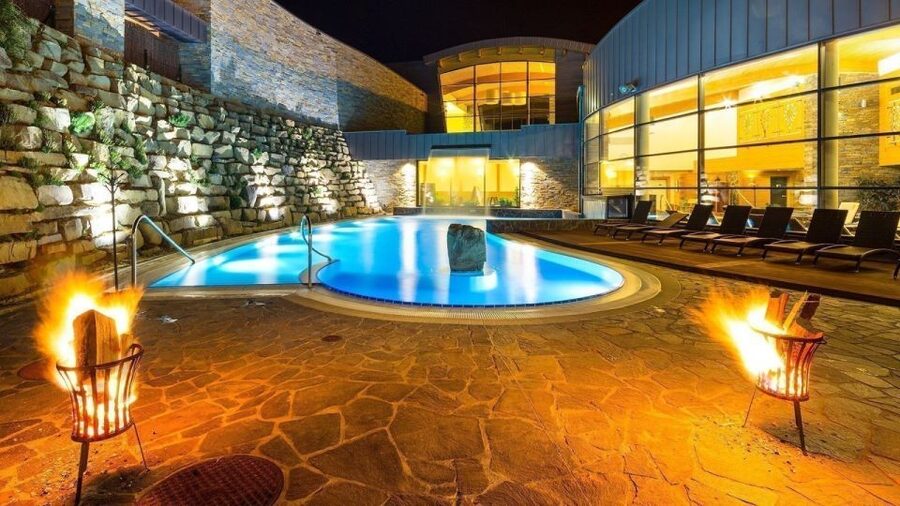 From Kraków; to Białka Thermal Baths private tour - Saunas and sunbathing: when you want slow time after the splash