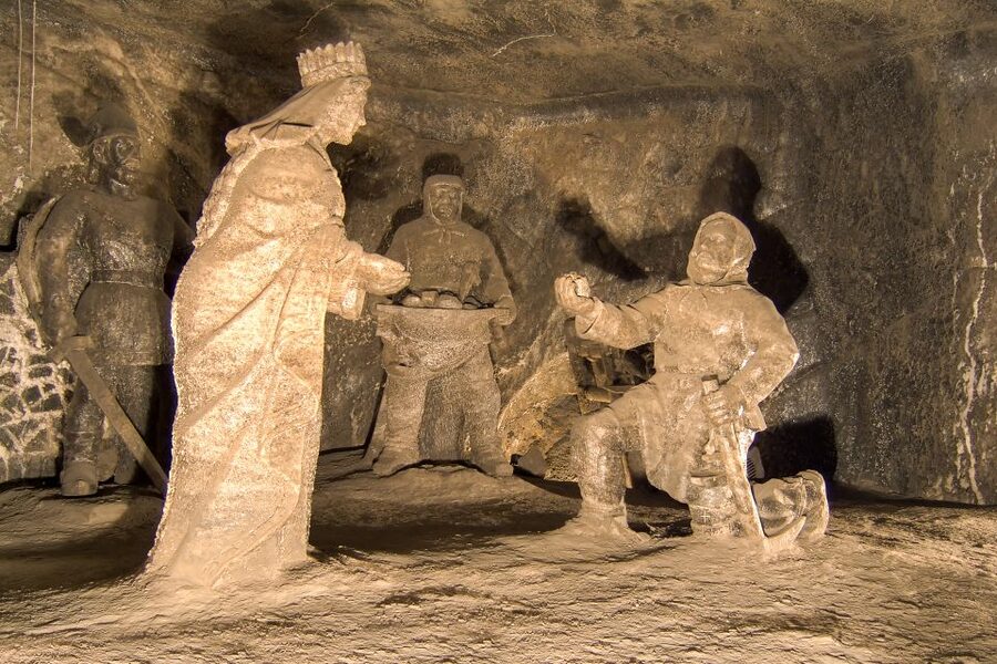 From Krakow: Wieliczka Salt Mine Half-Day Guided Tour - Walking Through Nine Levels: What the Mine Route Actually Feels Like