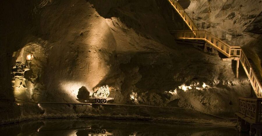 From Krakow: Wieliczka Salt Mine Half-Day Trip with Pickup - Inside the mine: 800 steps down, then about 2 miles of passageways