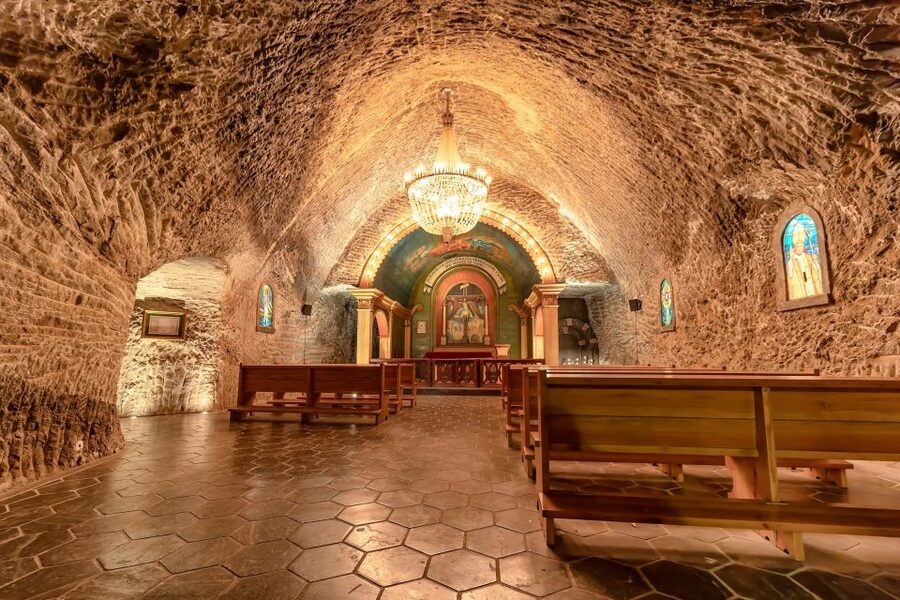 From Krakow: Wieliczka Salt Mine Tour & Skip the Line Ticket - Entering the Main Tourist Route Through 20 Chambers
