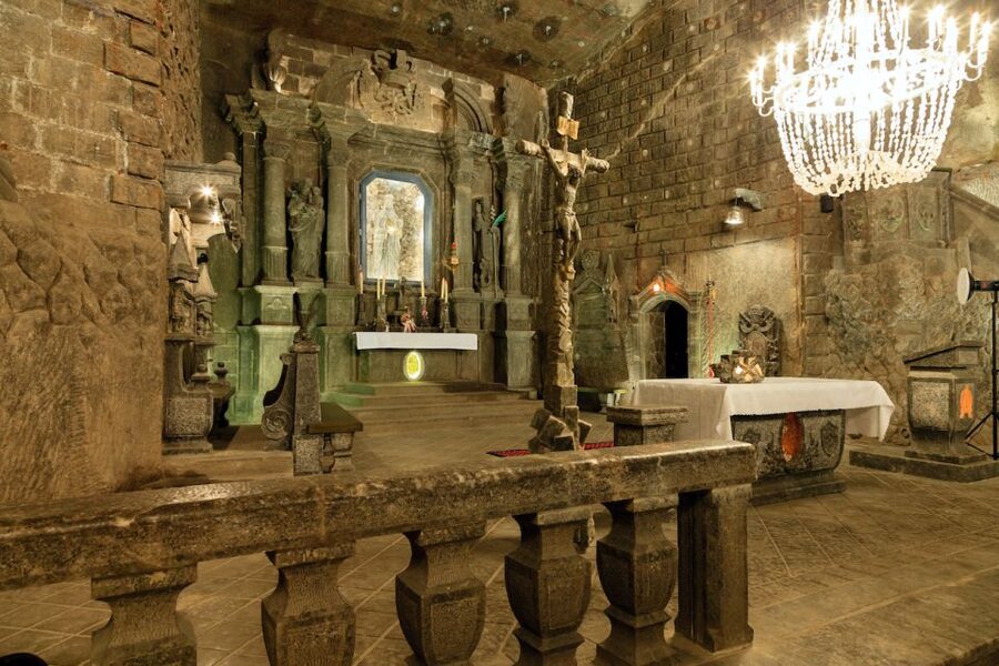 From Krakow: Wieliczka Salt Mine Tour with Guide - Why Wieliczka Feels More Like a Work of Art Than a Tour Stop