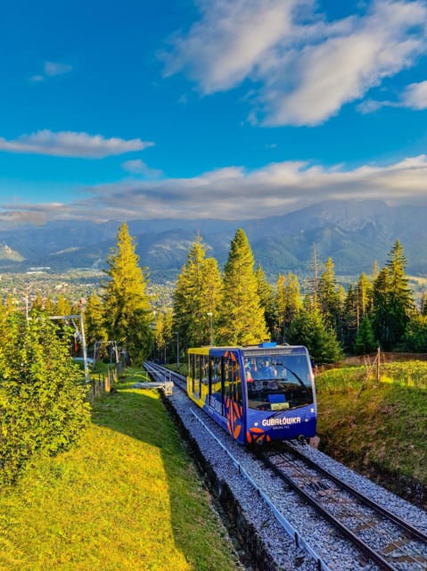 From Krakow: Zakopane Tour with Cable Car + Tasting & Pickup - Zakopane town time: market browsing and smart snacks on Krupówki