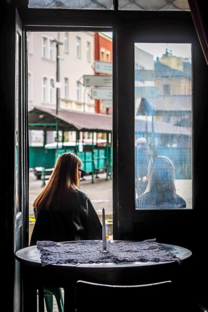 Jewish Krakow in German - WWII, death, and destruction, handled as a guided sequence