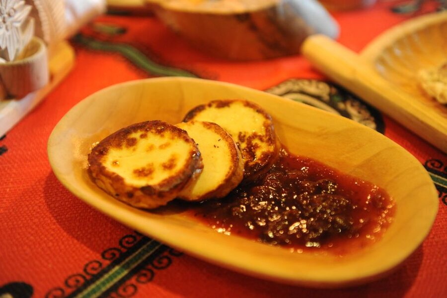 Krakow: 3-Hour Guided Secret Foodies Tour - Who should book this tour, and who should skip it