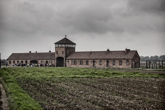 Krakow: Auschwitz-Birkenau Guided Tour with Hotel Transfer - Key things that make this tour worth considering