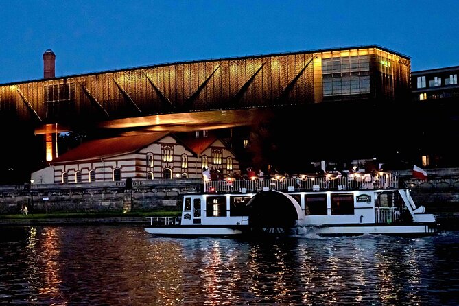 Krakow by night 60 minutes cruise The Vistula River Krakow - How the audio commentary works, and how to hear it better