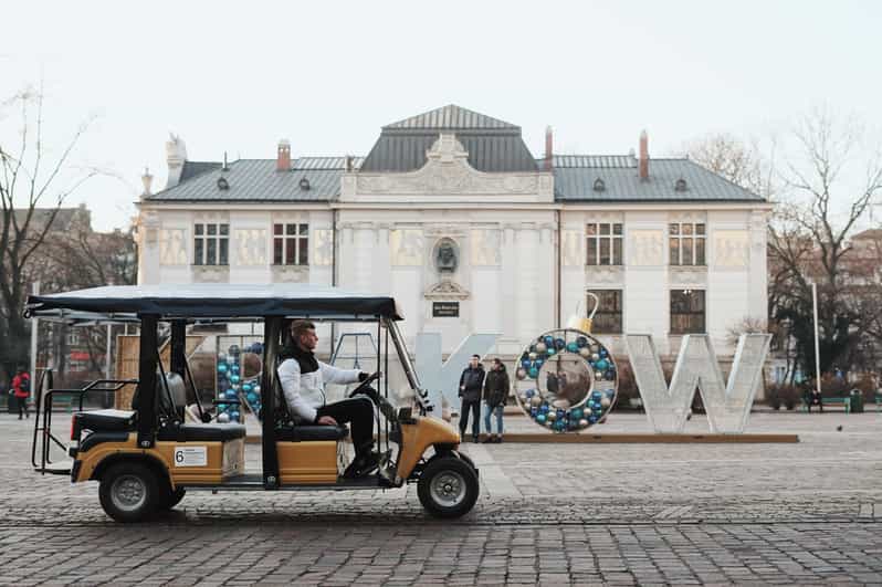 Krakow: City Sightseeing Tour by Golf Cart - A golf cart tour in Krakow, why it makes sense
