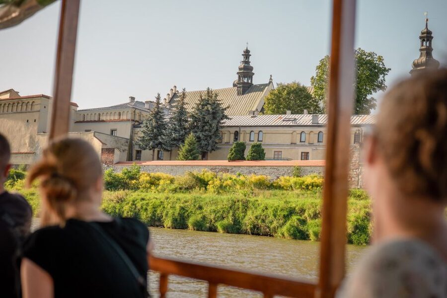 Krakow: Early Bird Vistula River Sightseeing Cruise - Key things to know before you go
