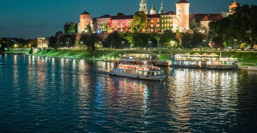 Krakow: Evening Cruise with a Glass of Wine - Price and what you actually get for $38