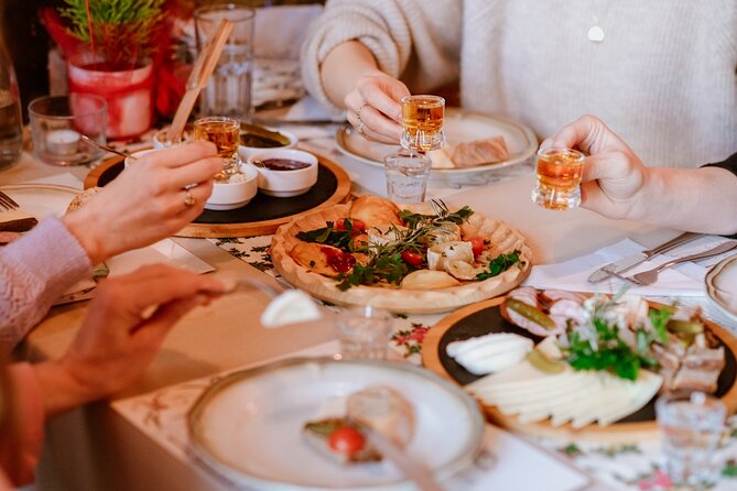Krakow Food Tasting Tour with Delicious Poland - Entering Kazimierz at 5:00 pm, Where Food Fits the Streets