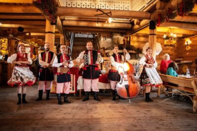Full Traditional Polish Dinner & Folk Show