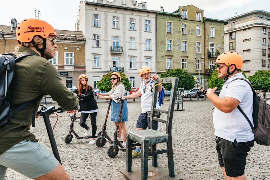 Krakow: Guided E-Scooter City Tour with Food Tastings - Food tastings: what you actually get, and why it works