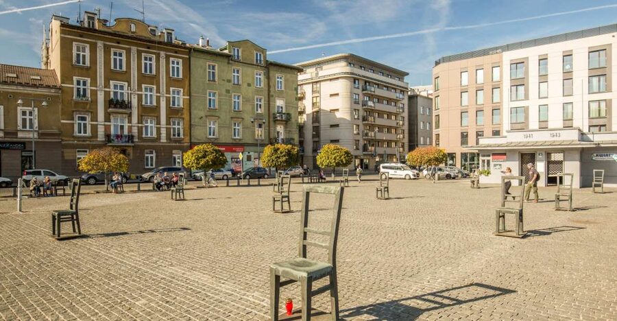 Krakow: Jewish Ghetto Walking Tour - Key Stops That Make This Tour Worth Your Time