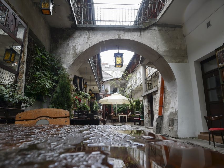 Krakow: Jewish Quarter and Schindler's Factory Guided Tour - Why Kazimierz plus Schindler’s Factory hits differently