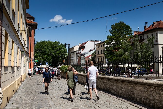 Krakow: Jewish Quarter Guided Walking Tour - Meeting Point at KrakowTIP, Then Back Again