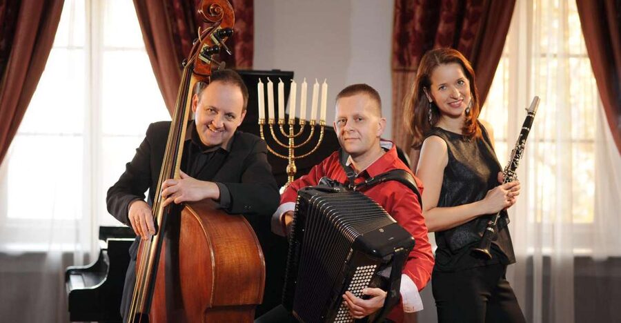 Krakow: Jewish-Style Klezmer Music Concert - Starting in Old Town, with wine tasting to set the mood