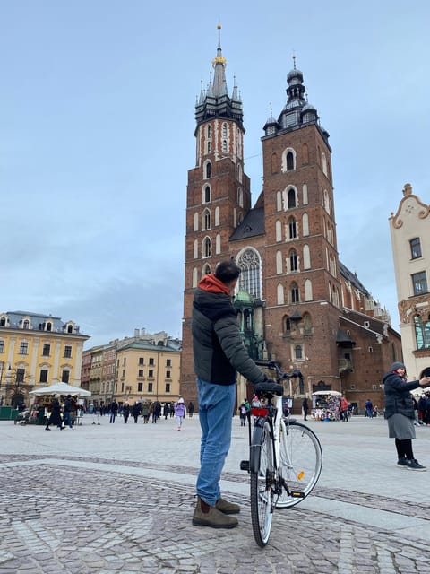Krakow: Old Town and Kazimierz Guided Bike Tour - Key highlights