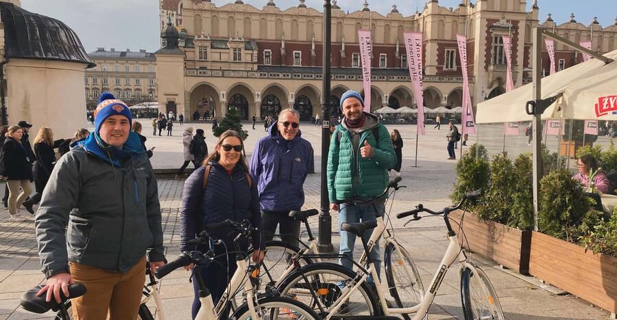 Krakow: Old Town and Kazimierz Guided Bike Tour - Ghetto Heroes Square and Szeroka Street for memory and context