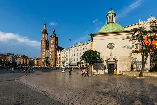 Krakow Old Town Guided Walking Tour - Wawel Royal Castle and Wawel Hill Views: Where the Polish Kings Landed