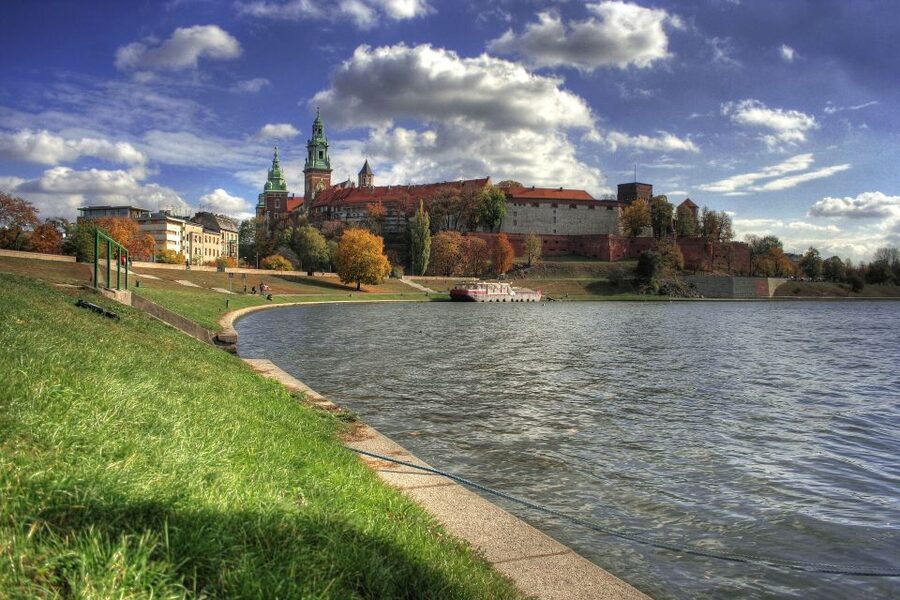Krakow: Old Town Highlights Private Walking Tour - St Mary’s Basilica and the UNESCO Old Town center: what you’ll see depends on your option