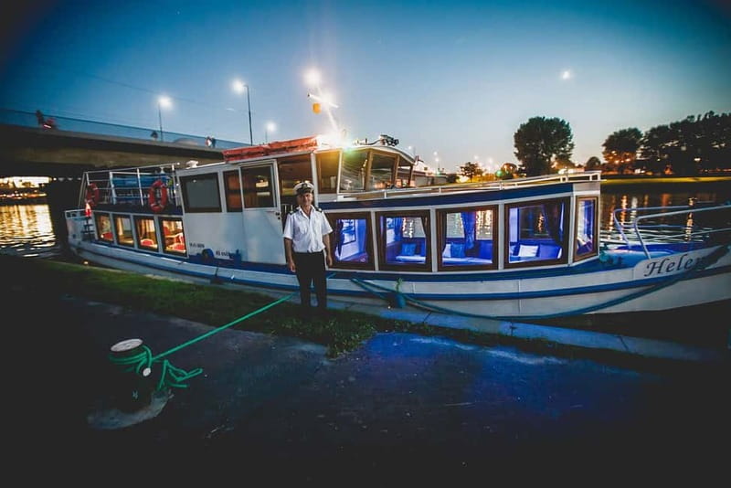 Krakow: Private Evening Boat Tour - Boat comfort, closed-ship upgrades, and what cold rain changes