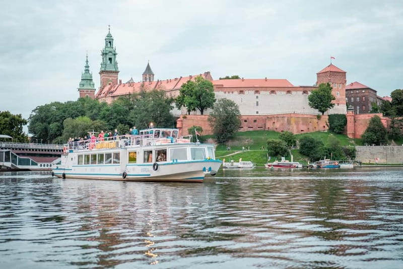 Krakow: Private Evening Boat Tour - Boarding at the Sheraton pier, finding Helena, Patria, or Princ