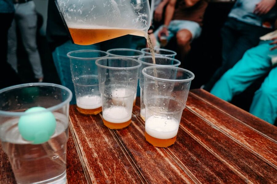 Krakow: Pub, Bar & Club Crawl - The first hour at the bar: unlimited drinks, games, and photos