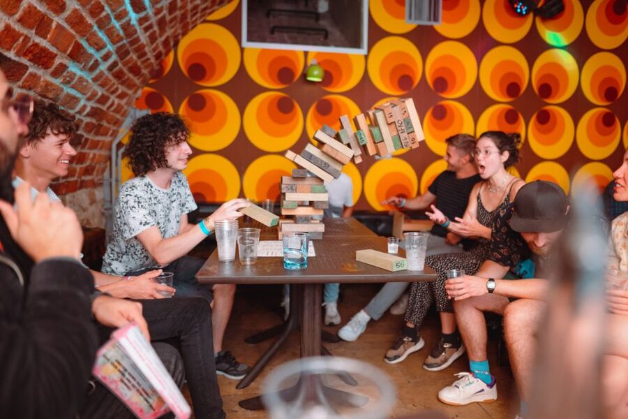 Krakow: Pub Crawl with 1 Hour of Unlimited Alcoholic Drinks - Who this tour suits best (and who should pick a different plan)