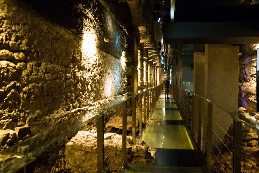 Krakow: Rynek Underground Museum Guided Tour - Why Kraków’s medieval market is underground