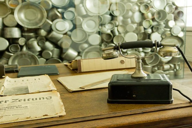 Krakow Schindler's Factory Guided Tour with Admission Ticket - What to expect at Fabryka Emalia Oskara Schindlera: not just Schindler, but Krakow under pressure