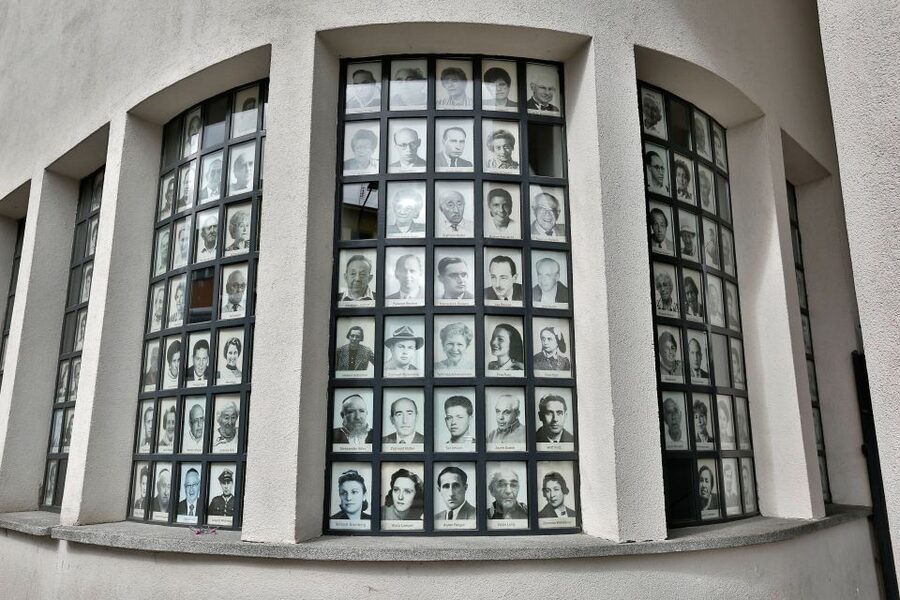 Krakow: Schindler's Factory Guided Tour with Entry Ticket - Key highlights you should plan around
